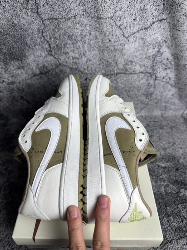 Jordan 1 Retro Low Golf Travis Scott Neutral Olive