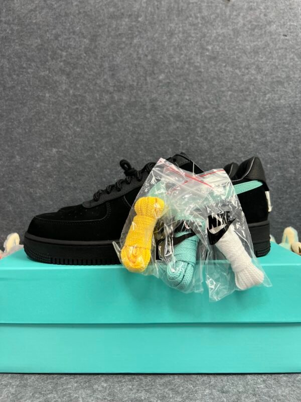 Nike Air Force 1 Low Tiffany & Co. 1837
