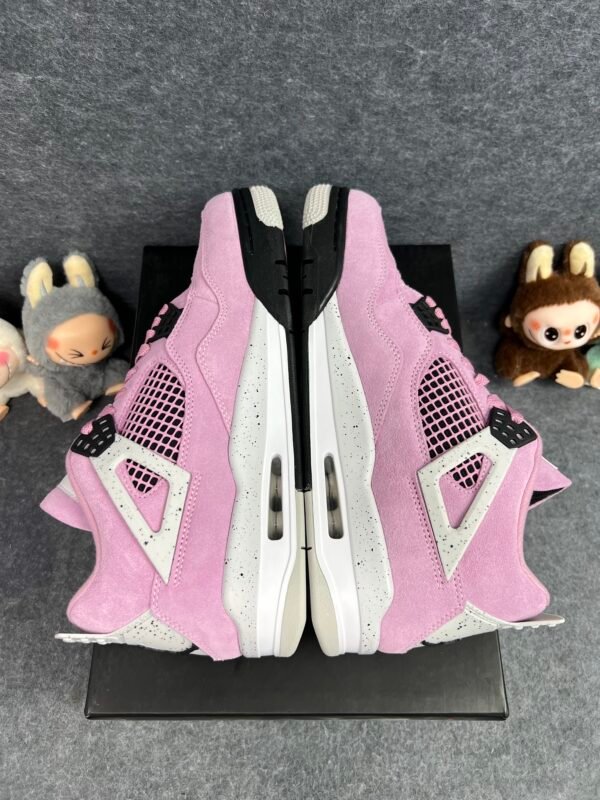 Jordan 4 Retro Orchid