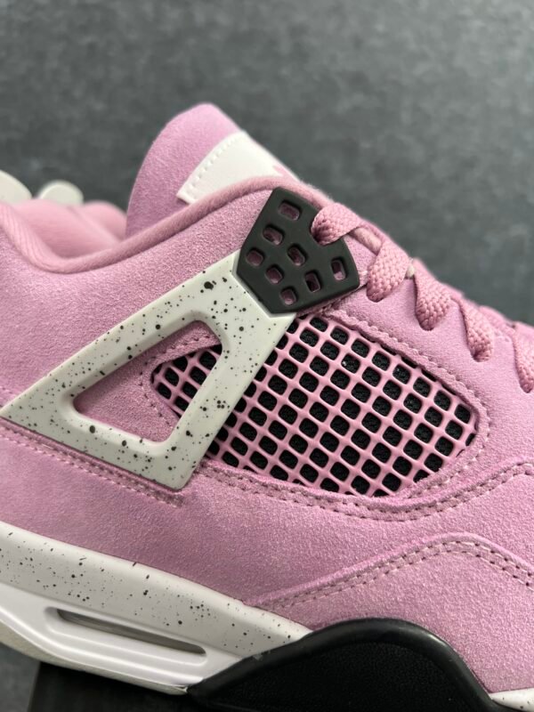 Jordan 4 Retro Orchid