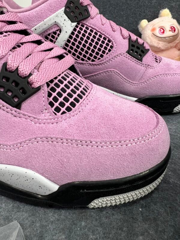 Jordan 4 Retro Orchid