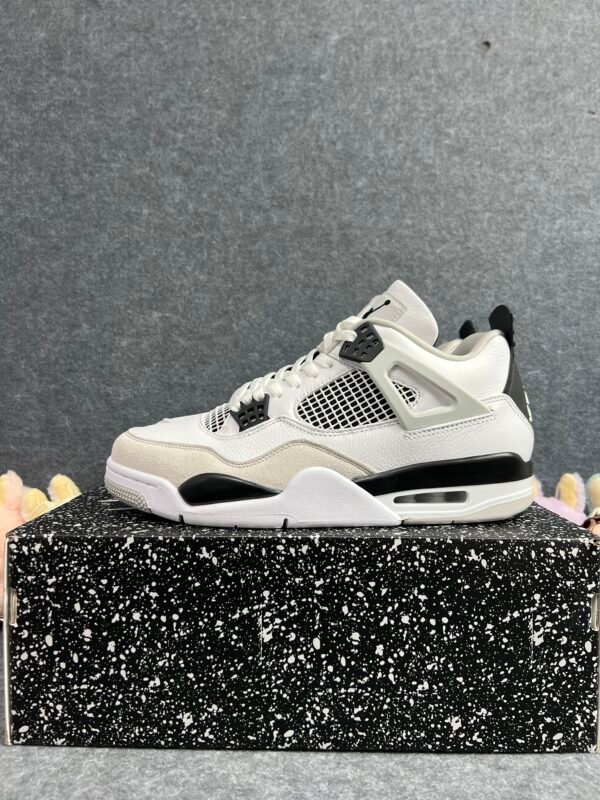 Jordan 4 Retro Military Black