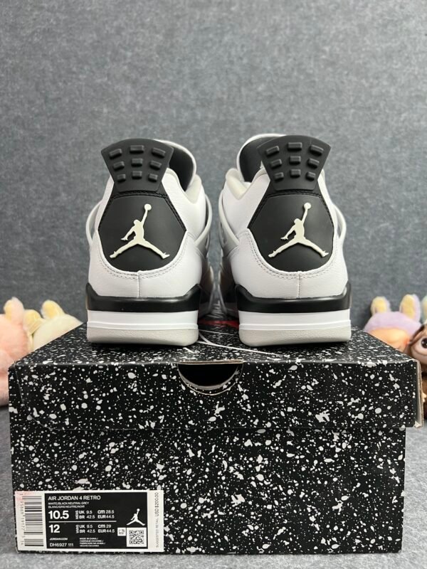Jordan 4 Retro Military Black