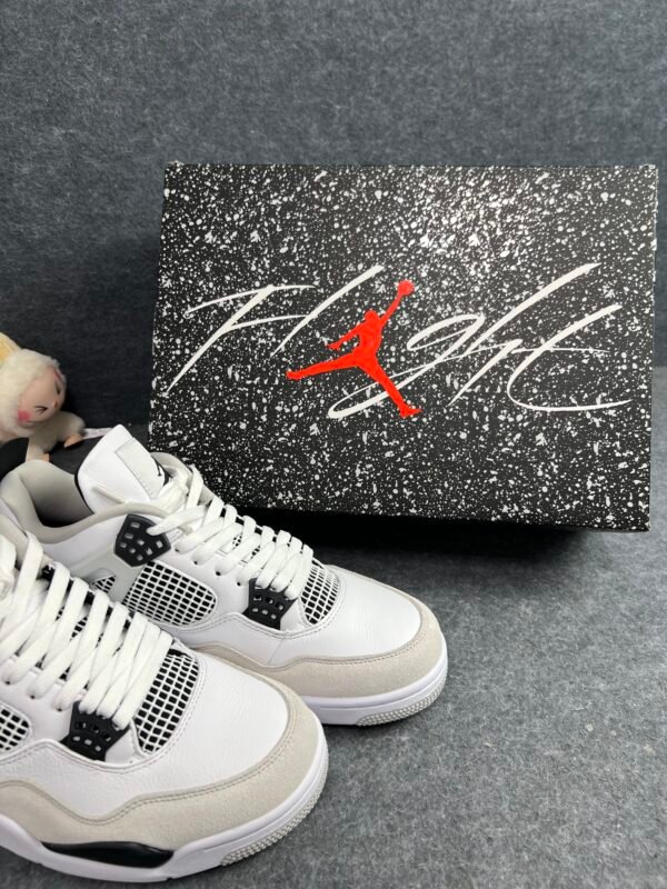 Jordan 4 Retro Military Black