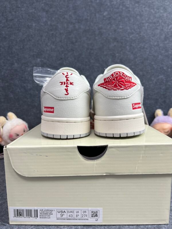 Supreme X Jordan 1 TRAVIS SCOTT