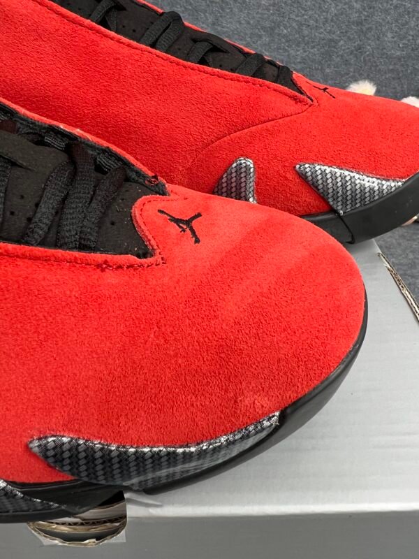 Jordan 14 Retro Ferrari (2025)