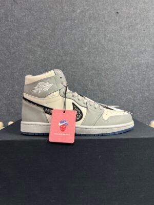 Jordan 1 Retro High Dior