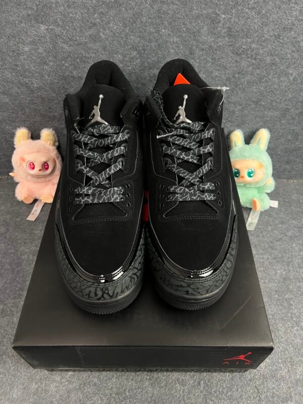 Jordan 3 Retro Black Cat (2025)