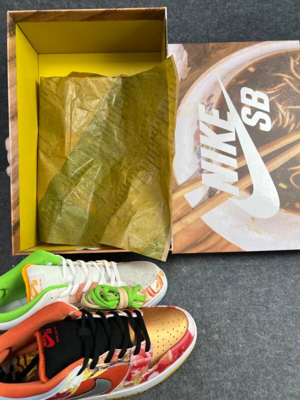 Nike SB Dunk Low Street Hawke
