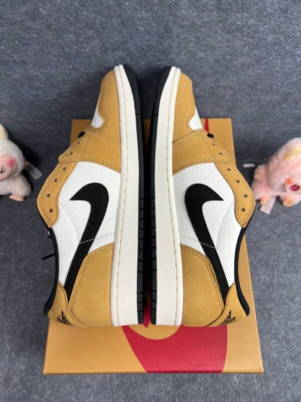 Jordan 1 Low OG Rookie of the Year