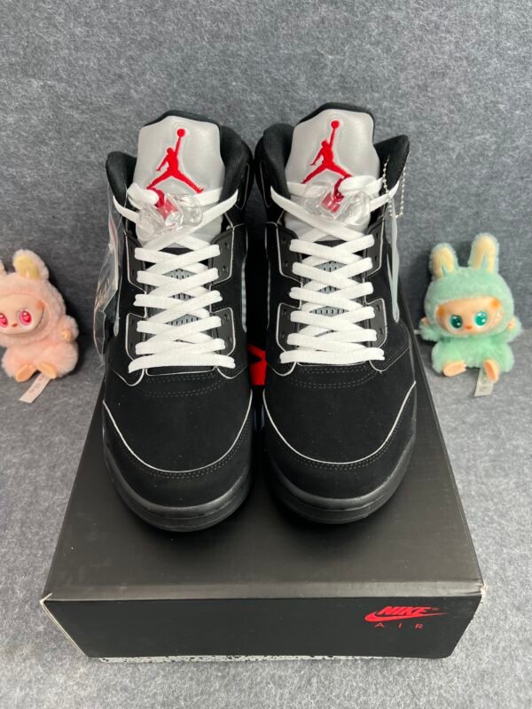 Jordan 5 Retro OG Black Metallic Reimagined