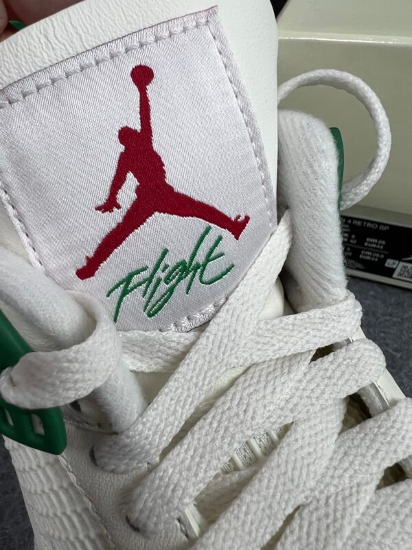 Jordan 4 Retro SB Pine Green