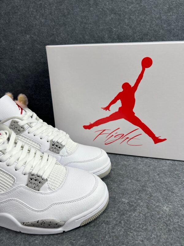Jordan 4 Retro White Oreo