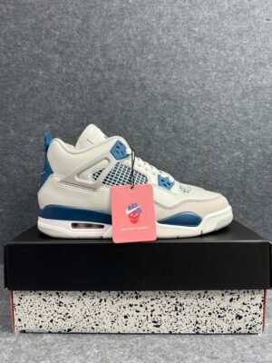 Jordan 4 Retro Military Blue (2024)