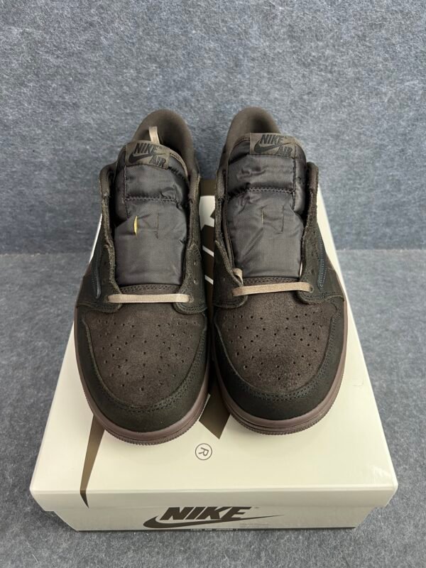 Jordan 1 Retro Low OG SP Travis Scott Velvet Brown