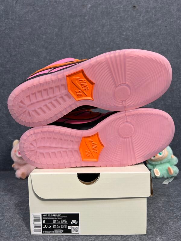 Nike SB Dunk Low The Powerpuff Girls Blossom