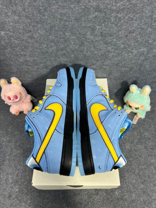 Nike SB Dunk Low The Powerpuff Girls Bubbles