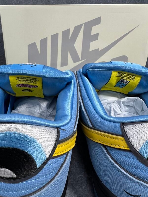Nike SB Dunk Low The Powerpuff Girls Bubbles