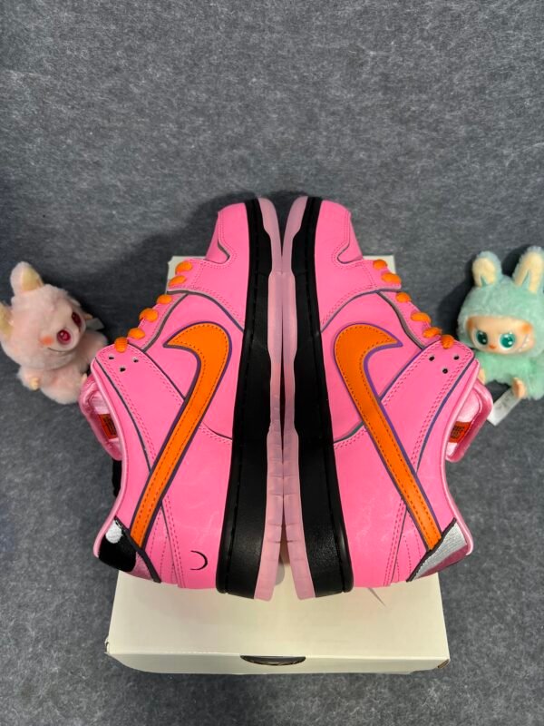 Nike SB Dunk Low The Powerpuff Girls Blossom