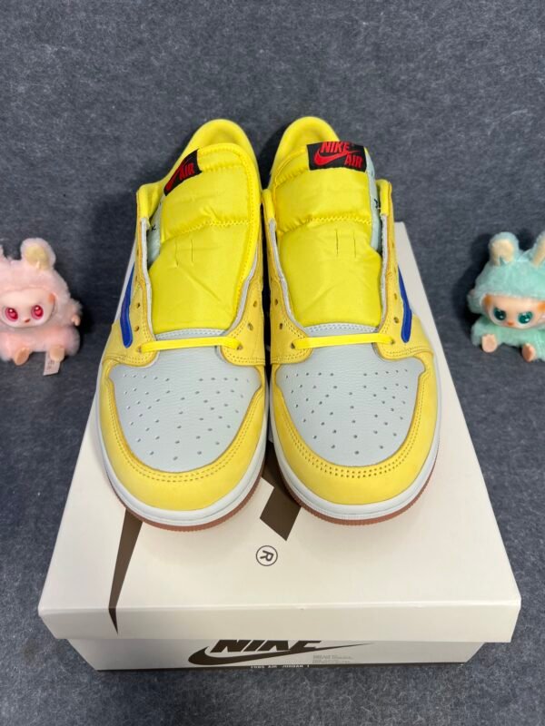 Jordan 1 Retro Low OG SP Travis Scott Canary