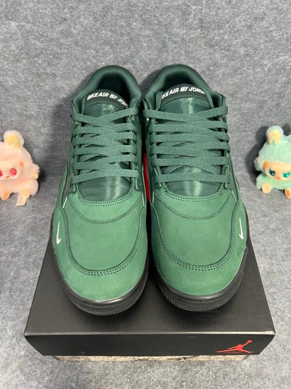 Jordan 4 RM SP Nigel Sylvester Grandma's Driveway