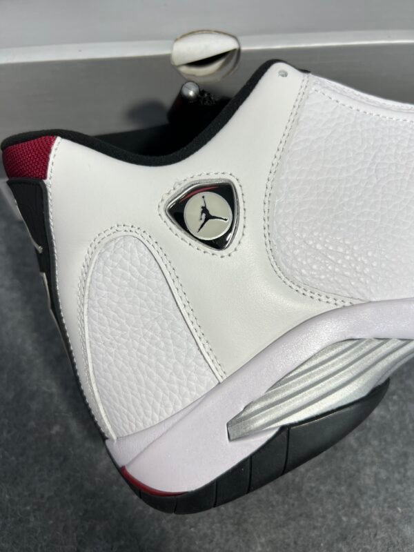 Jordan 14 Retro Black Toe