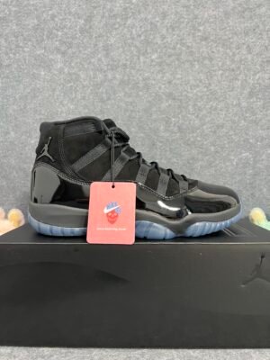 Jordan 11 Retro Cap and Gown