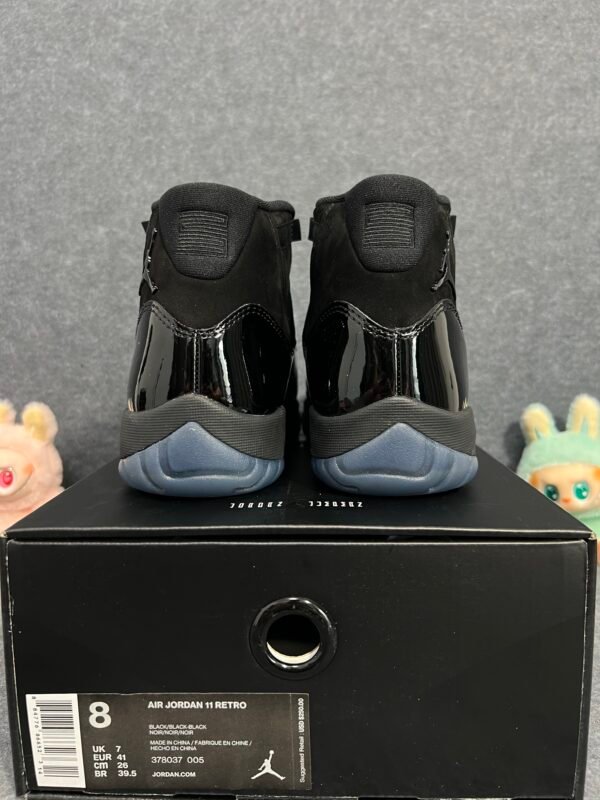 Jordan 11 Retro Cap and Gown