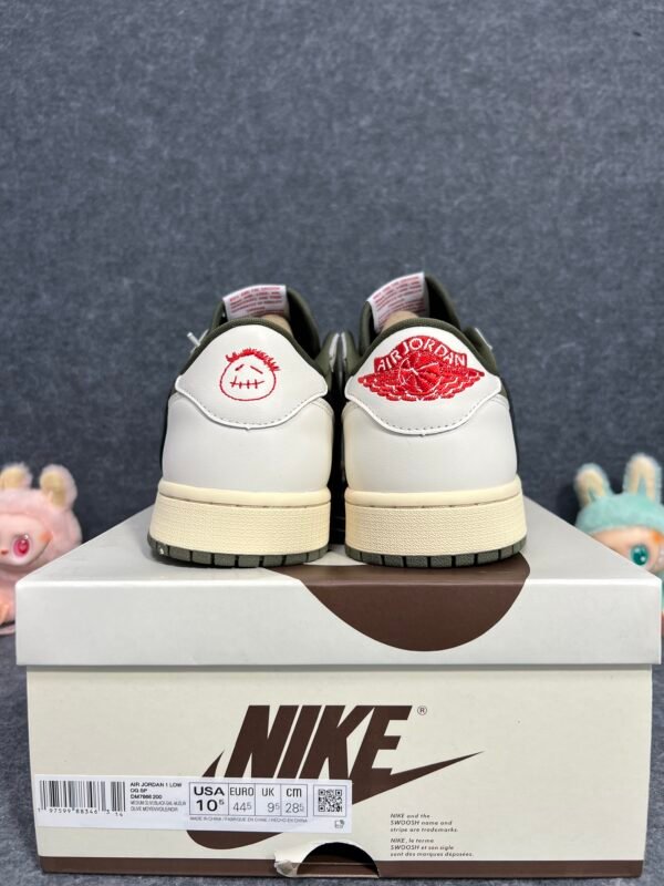 Jordan 1 Retro Low OG SP Travis Scott Medium Olive
