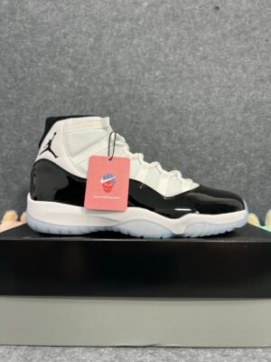Jordan 11 Retro Concord (2018)