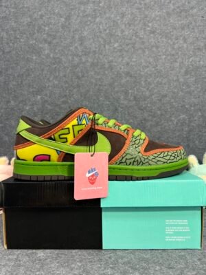 Nike SB Dunk Low De La Soul