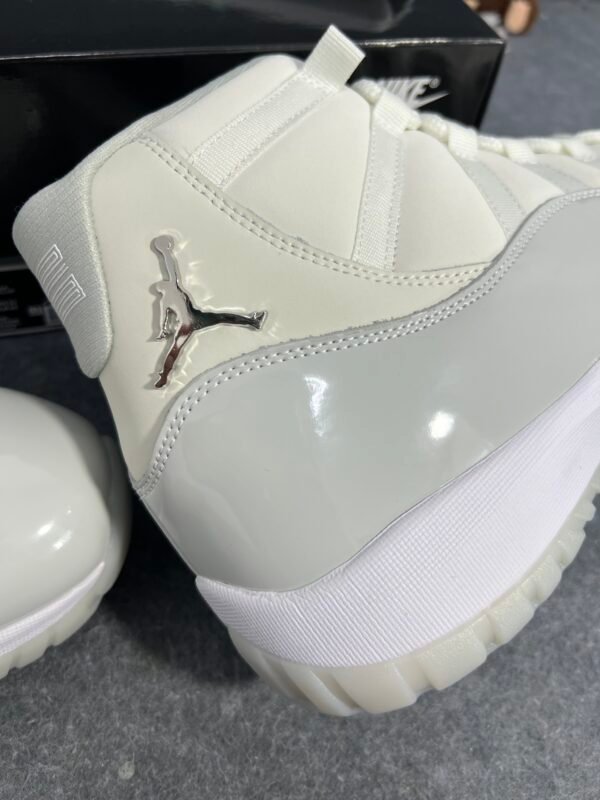 Jordan 11 Retro
