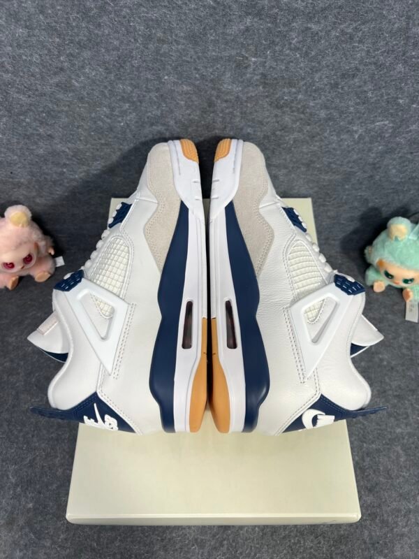 Jordan 4 Retro SB Navy