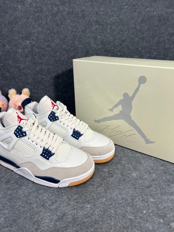 Jordan 4 Retro SB Navy