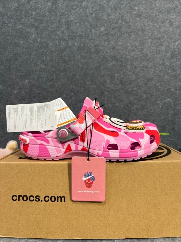 Crocs Classic Clog A Bathing Ape ABC Camo Pink