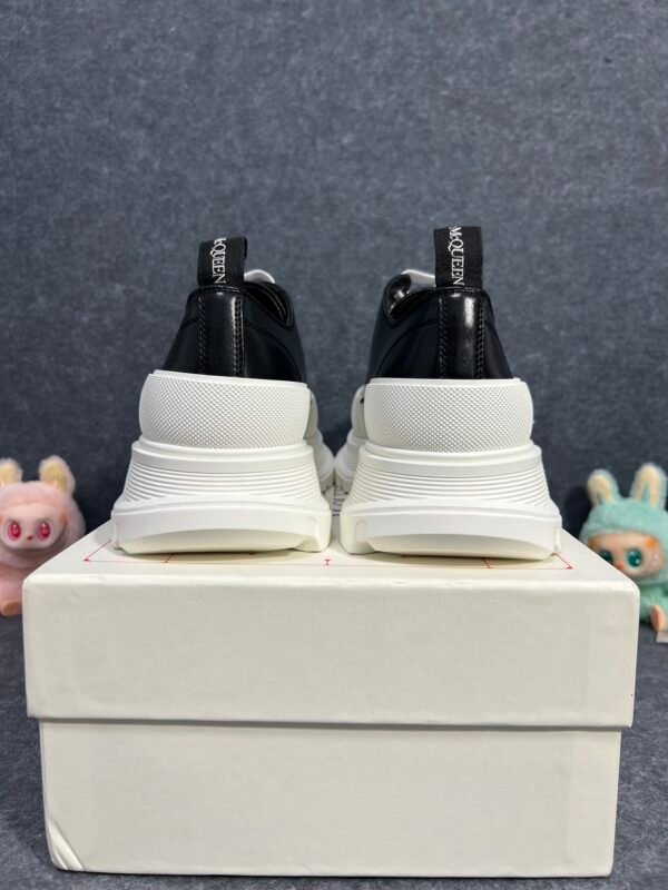 Alexander McQueen Tread Slick Low Lace Up Black White FW21