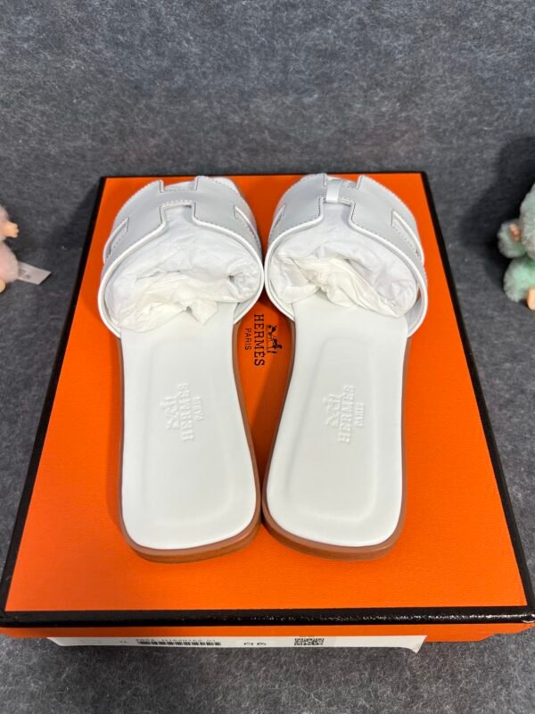 Hermes Oran Sandal Blanc Box Calfskin Leather