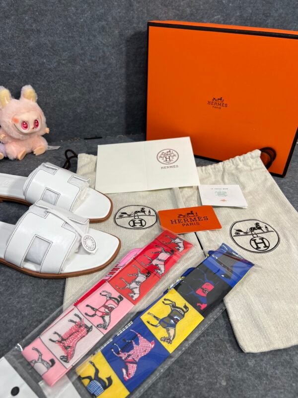 Hermes Oran Sandal Blanc Box Calfskin Leather