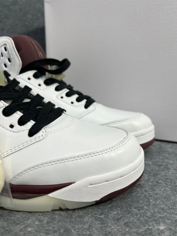 Jordan 5 Retro A Ma Maniére Burgundy Crush
