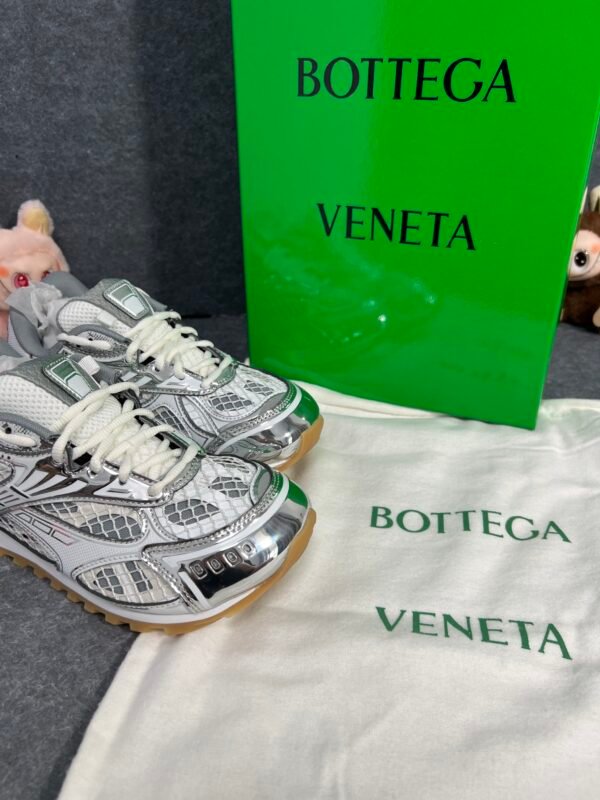 Bottega Veneta Orbit Silver White