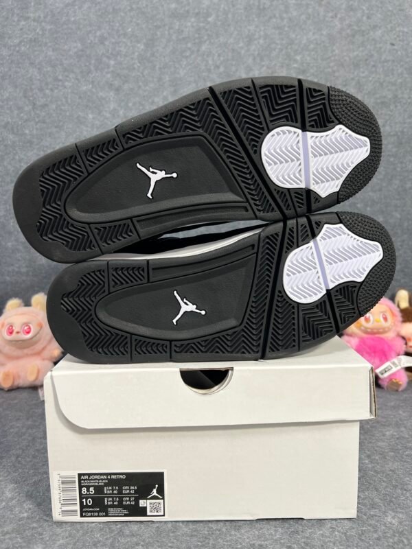 Jordan 4 Retro White Thunder