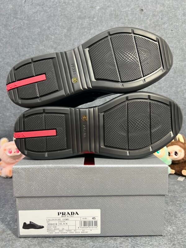 Prada America’s Cup Black