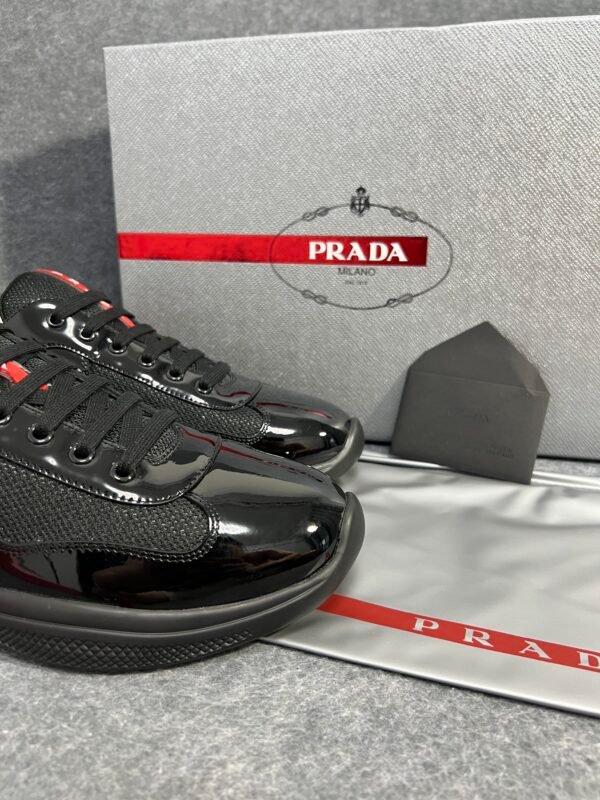 Prada America’s Cup Black