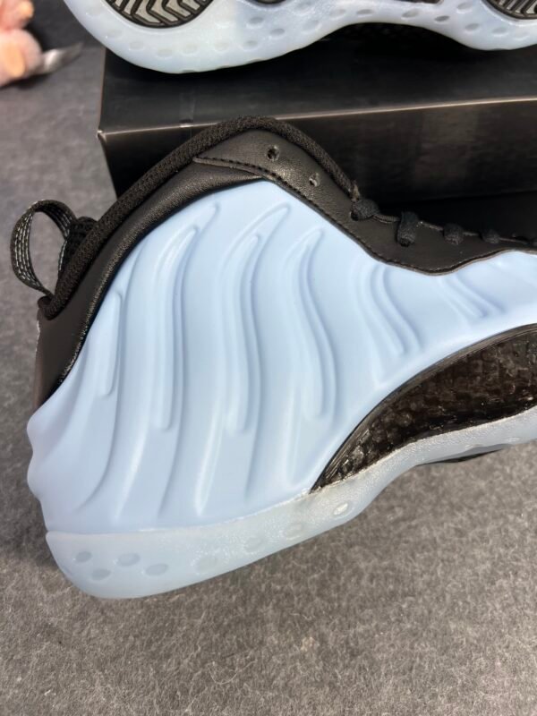 Nike Air Foamposite One University Blue