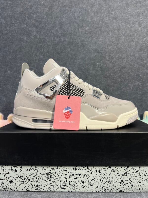 Jordan 4 Retro Frozen Moments