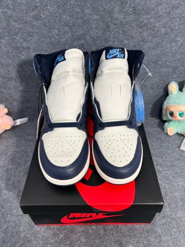 Jordan 1 Retro High Obsidian