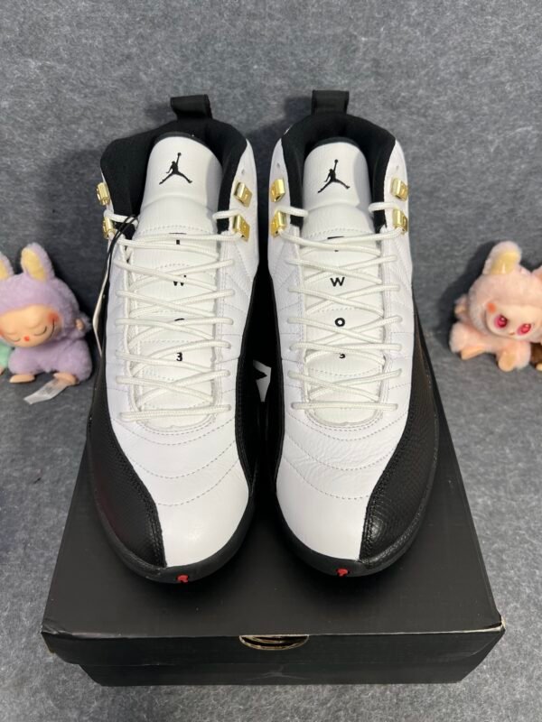 Jordan 12 Retro Taxi (2013)