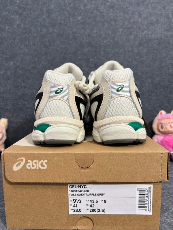 ASICS Gel-NYC 2055 Pale Oak Truffle Grey