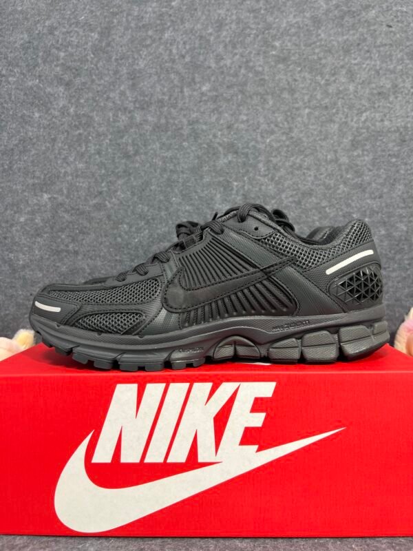 Nike Zoom Vomero 5 Anthracite