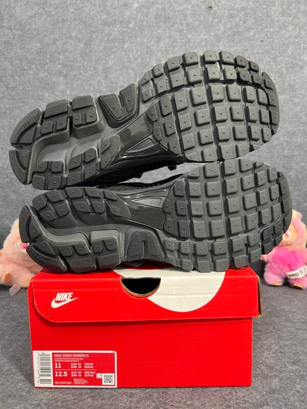 Nike Zoom Vomero 5 Anthracite